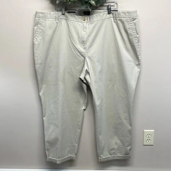 NWT Talbots Relaxed Chino Ankle Length Pants Khaki Tan 24W - Picture 1 of 16